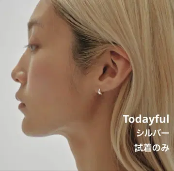 TODAYFUL 프티 커비 피어스 귀걸이
