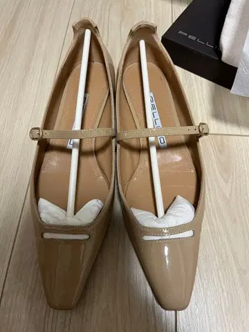 ANELLI 멜리 제인 플랫슈즈 [ELLE SHOP 한정판] 베이지 37