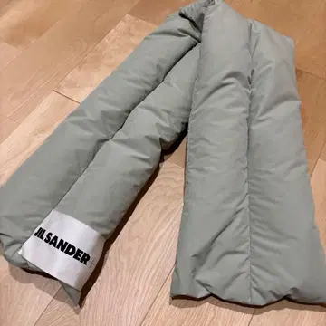 JIL SANDER 다운 머플러 라이트 그레이