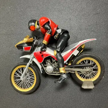 가면라이더 피규어와 바이크 세트