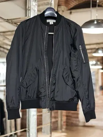[ H & M ] 봄버 자켓 블랙 블루종 아우터 (M)