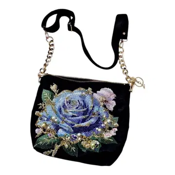 파란 장미 자수 백 토호 비즈 높이 25cm x 가로 27cm