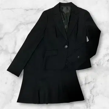 언타이틀 스커트 수트 셋업 블랙 비즈니스