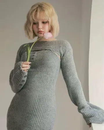 ANDMARY 하트 스티치 미니 드레스