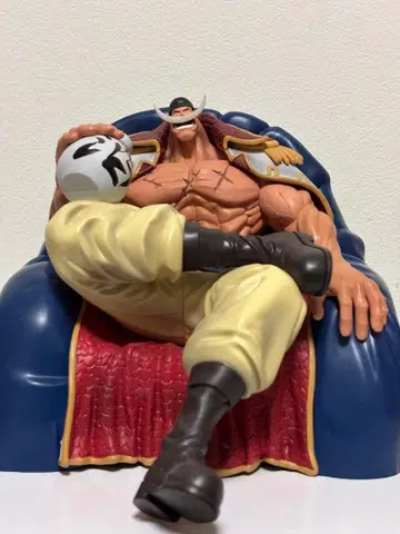 제일복권 원피스 흰 수염 피규어