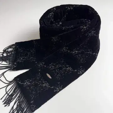 미사용 타나카 다이스케 벨로아 팔라스타일 퀼팅 퍼프 스카프 블랙