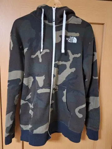 THE NORTH FACE 후드티