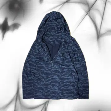 00s archive y2k camouflage pattern zipup