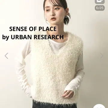 새상품급 SENSE OF PLACE 몰 페더 니트 베스트 아이보리