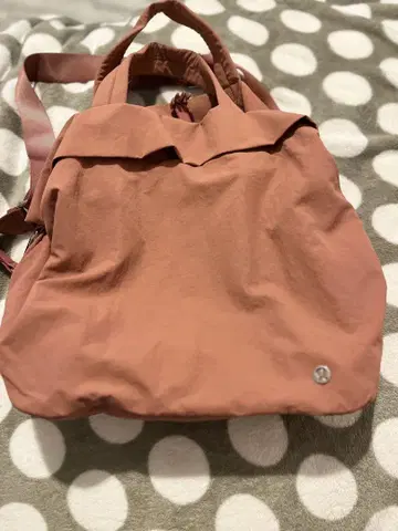 룰루레몬 핑크 숄더백