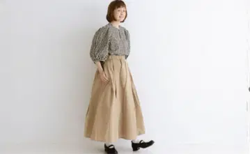 올드 맨즈 테일러 턱 롱 스커트 에크루 앱스
