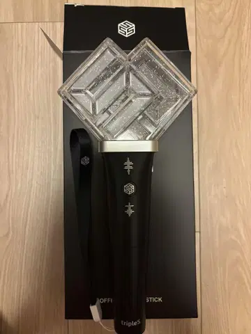 tripleS 응원봉 공식