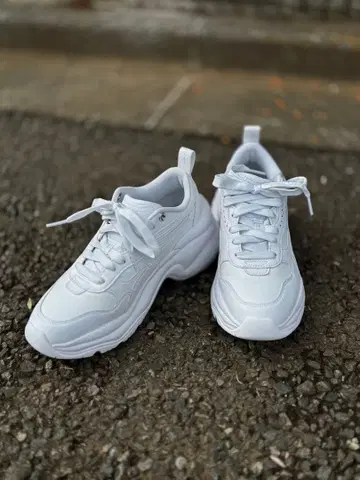 PUMA 시리아 웨지 스니커즈 23.5cm