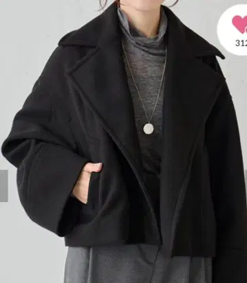 콜라주 개럴개런트 새상품급 숏코트