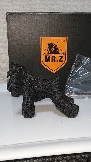 MR.Z 슈나우저 블랙 개 피규어 약 10cm