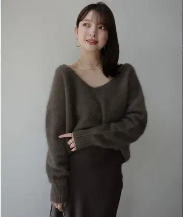 어뉴앙스 라쿤 폭스 2way 넥 풀오버