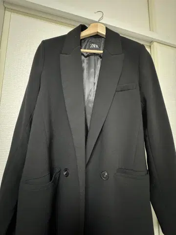 ZARA 블랙 테일러드 자켓