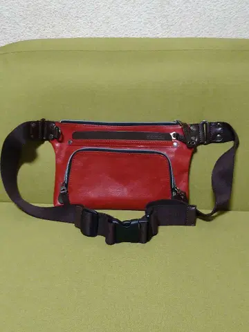 더블스 가죽 웨스트 파우치