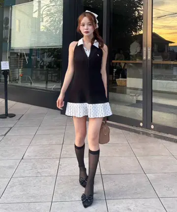 NICE CLAUP 도킹 플리츠 민소매 원피스 M