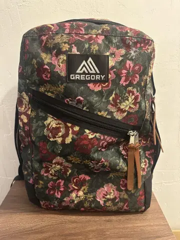 그레고리 가든 태피스트리 오버헤드 데이