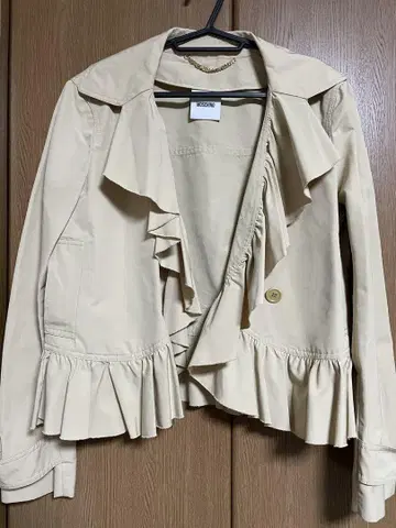 MOSCHINO 베이지 자켓 미사용