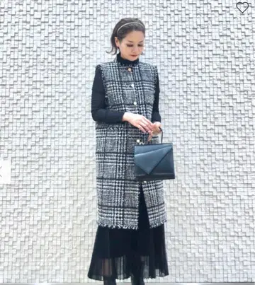 최종 가격 인하 택 포함 PLST 트위드 롱 베스트