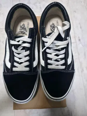 Vans 블랙/화이트 스니커즈