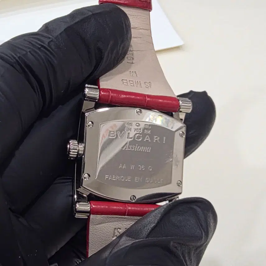 불가리 시계 아시오마 18K화이트골드 다이아 자개다이얼 36MM 쿼츠판매 사진 8