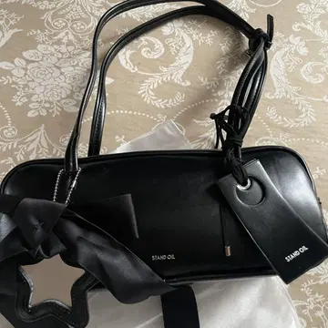 STAND OIL 리본 숄더백 블랙