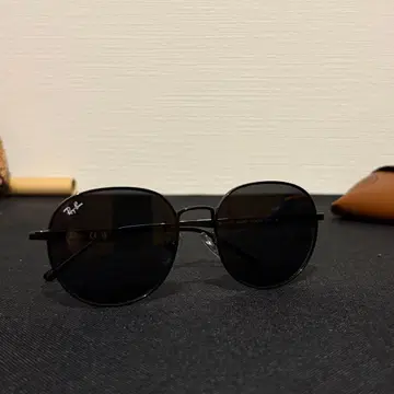 rayban RB3727D
