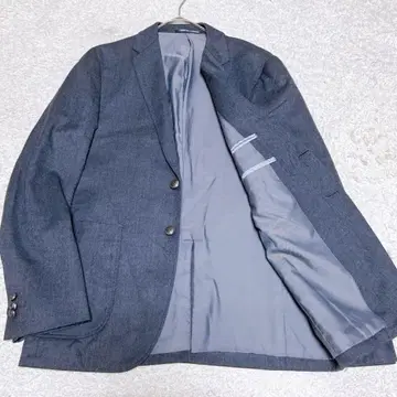 그린 라벨 릴랙싱 은색 버튼 울 테일러드 자켓 M