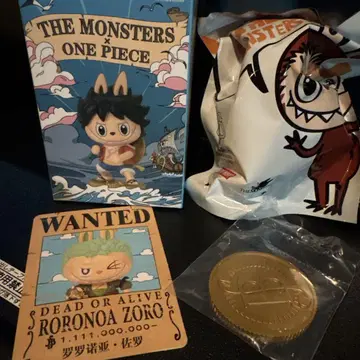 THE MONSTERS x ONE PIECE 롤로노아 조로