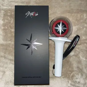 Stray Kids 공식 응원봉 LIGHT STICK VER.2