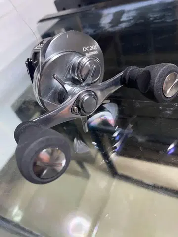 SHIMANO DC 201 베이트 낚시릴