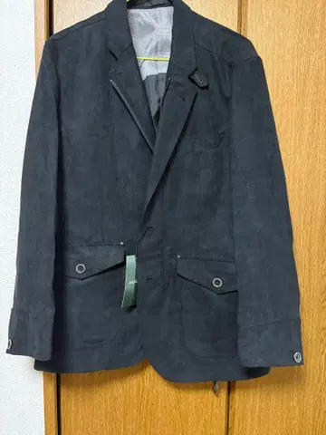 MUSCAT. 블랙 테일러드 자켓 M 사이즈 하루야마