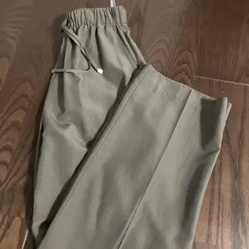 카키 와이드 팬츠 허리밴딩