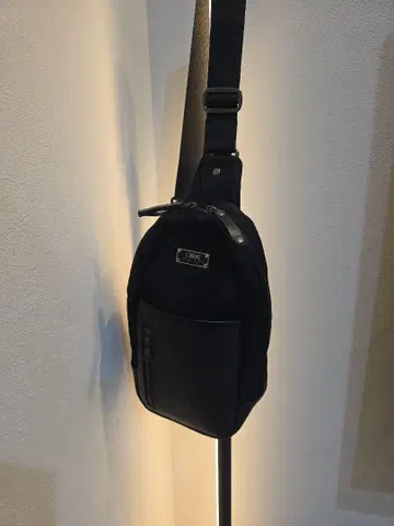 SEAL 바디백 MA-1 MODEL 원 숄더백 블랙 컬러