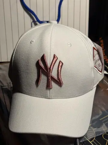 새상품! 한국 한정판! 부속품 완비 MLB 뉴욕 양키스 버킷 햇