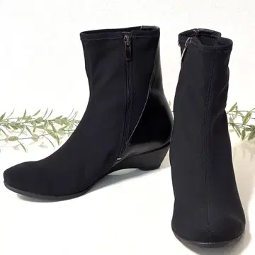 [ 새상품급 ] 에코 절개 소재 숏부츠 39 사이드 지퍼 스틸레토