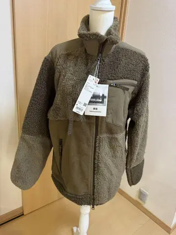 새상품 UNIQLO x Engineered Garments M 베이지