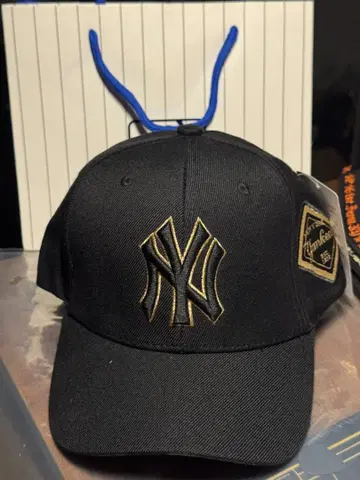 새상품! 한국 한정판! 부속품 완비 MLB 뉴욕 양키스 버킷 햇
