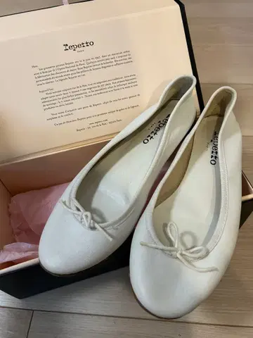 Repetto 화이트 발레 슈즈 가죽