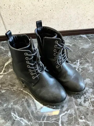 블랙 숏부츠 사이드 지퍼 부착 여성용 키즈