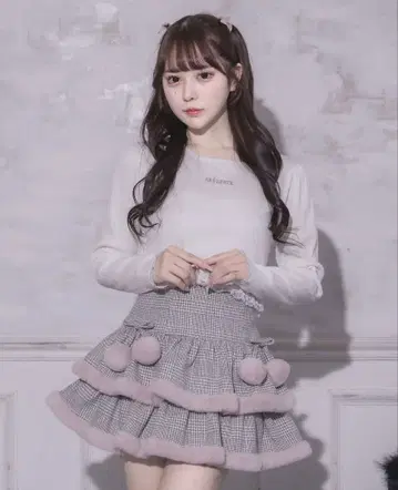 pium 퍼 티어드 미니 스커트