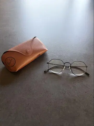 Ray-Ban 라운드 프레임 안경