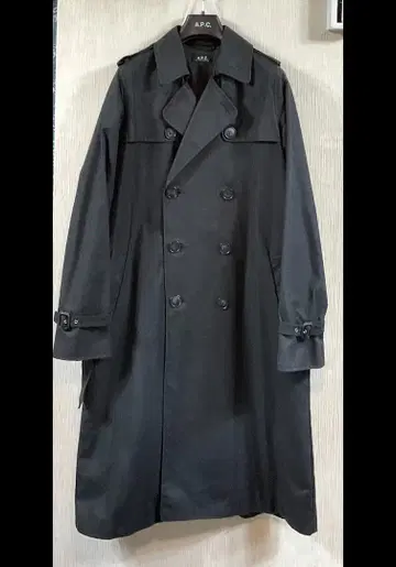 A.P.C. 아페쎄 오일 코팅 트렌치코트 초기