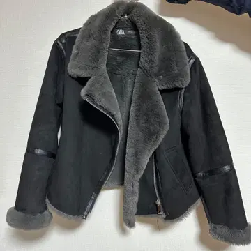 ZARA 무스탕풍 퍼 자켓 M 사이즈