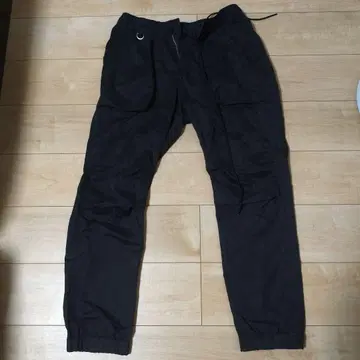 블랙 카고 팬츠 밴딩 허리