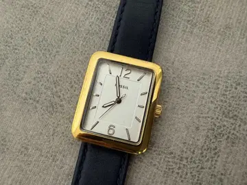 FOSSIL 스퀘어 손목시계