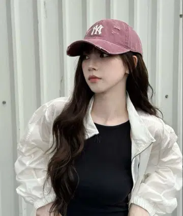 MLB 로스앤젤레스 다저스 캡 aespa 카리나 착용 새상품